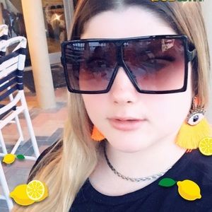 Meet your Posher, Maggie